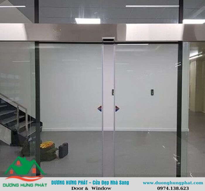 cửa kính tự động tại tân bình
